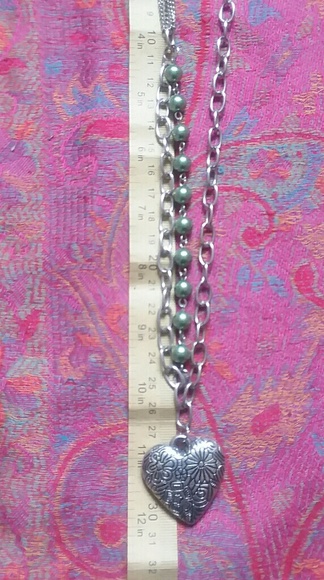 Necklace with matching earings - Picture 2 of 2